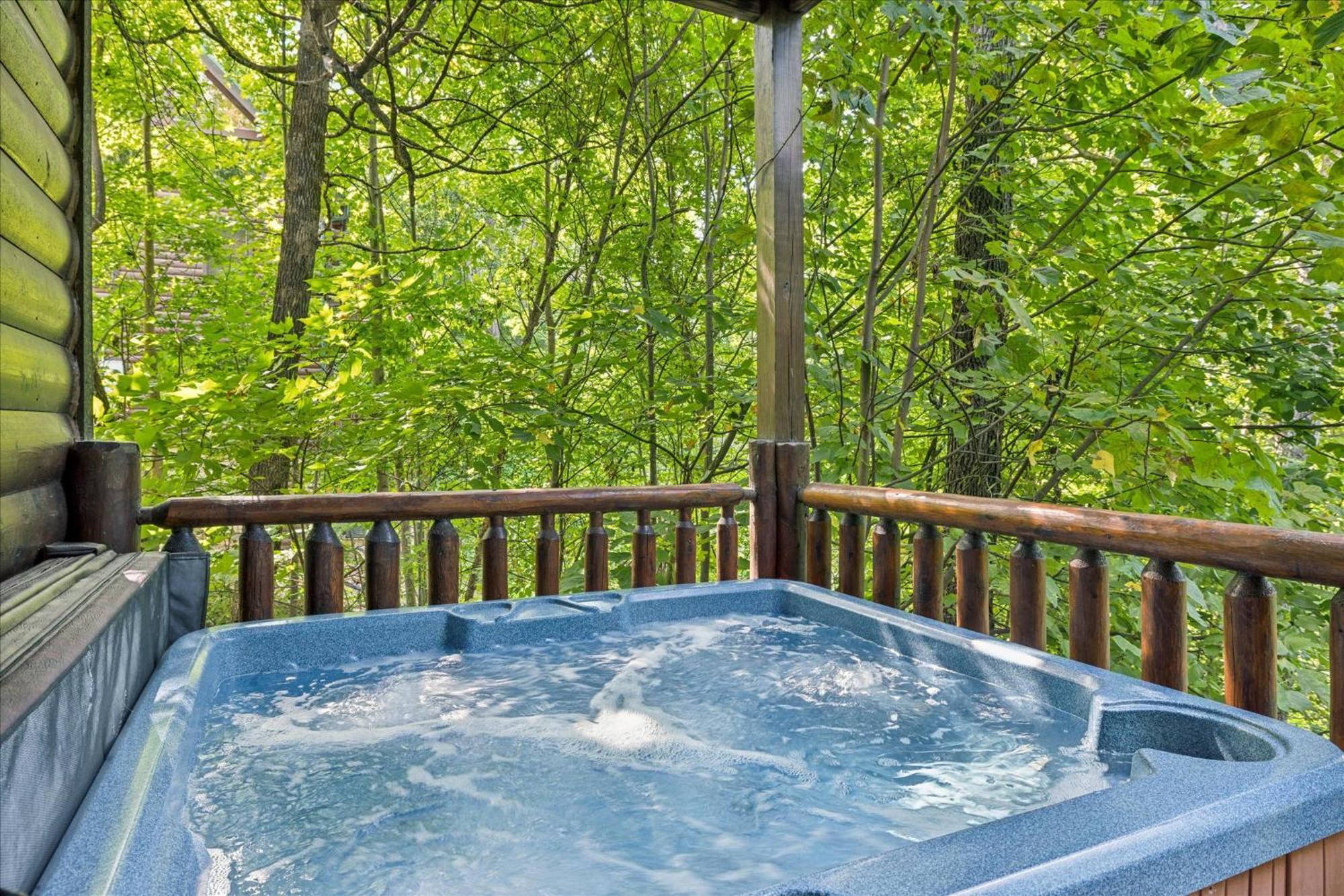 Sleepy Willow Cabin Sevierville Eksteriør billede